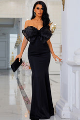 Vestido de noche formal de sirena sin tirantes negro